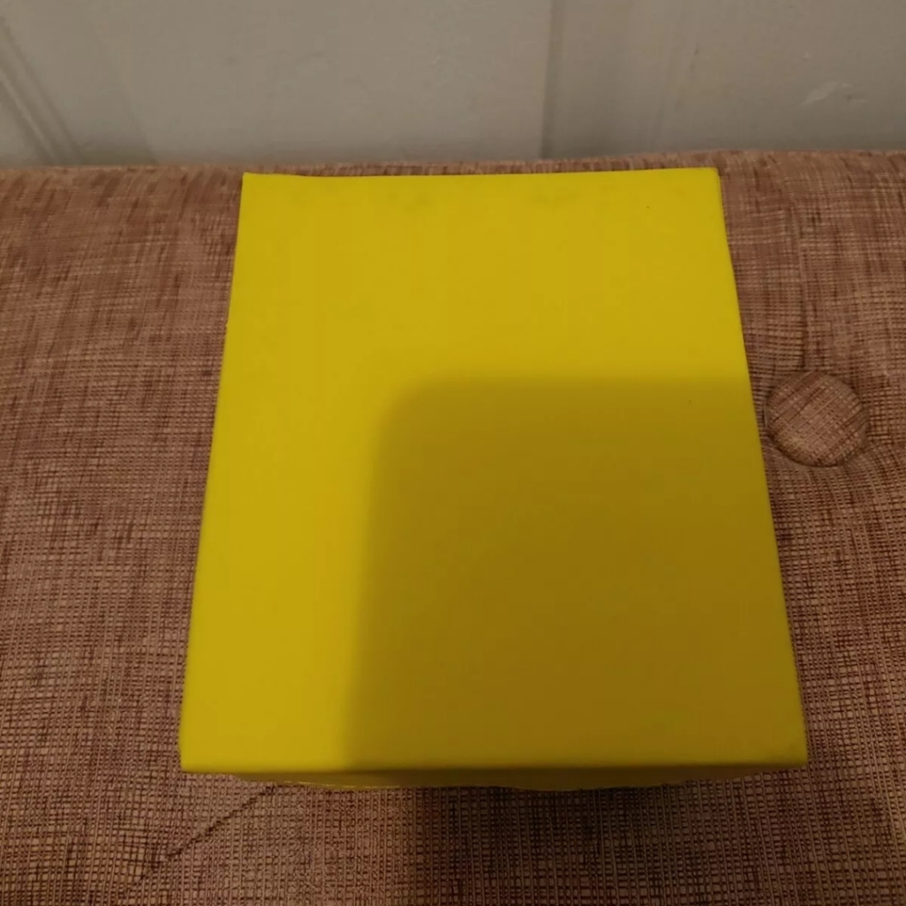 Invicta Yellow Classic Wave Empty Watch Box Case - Picture 6 of 6